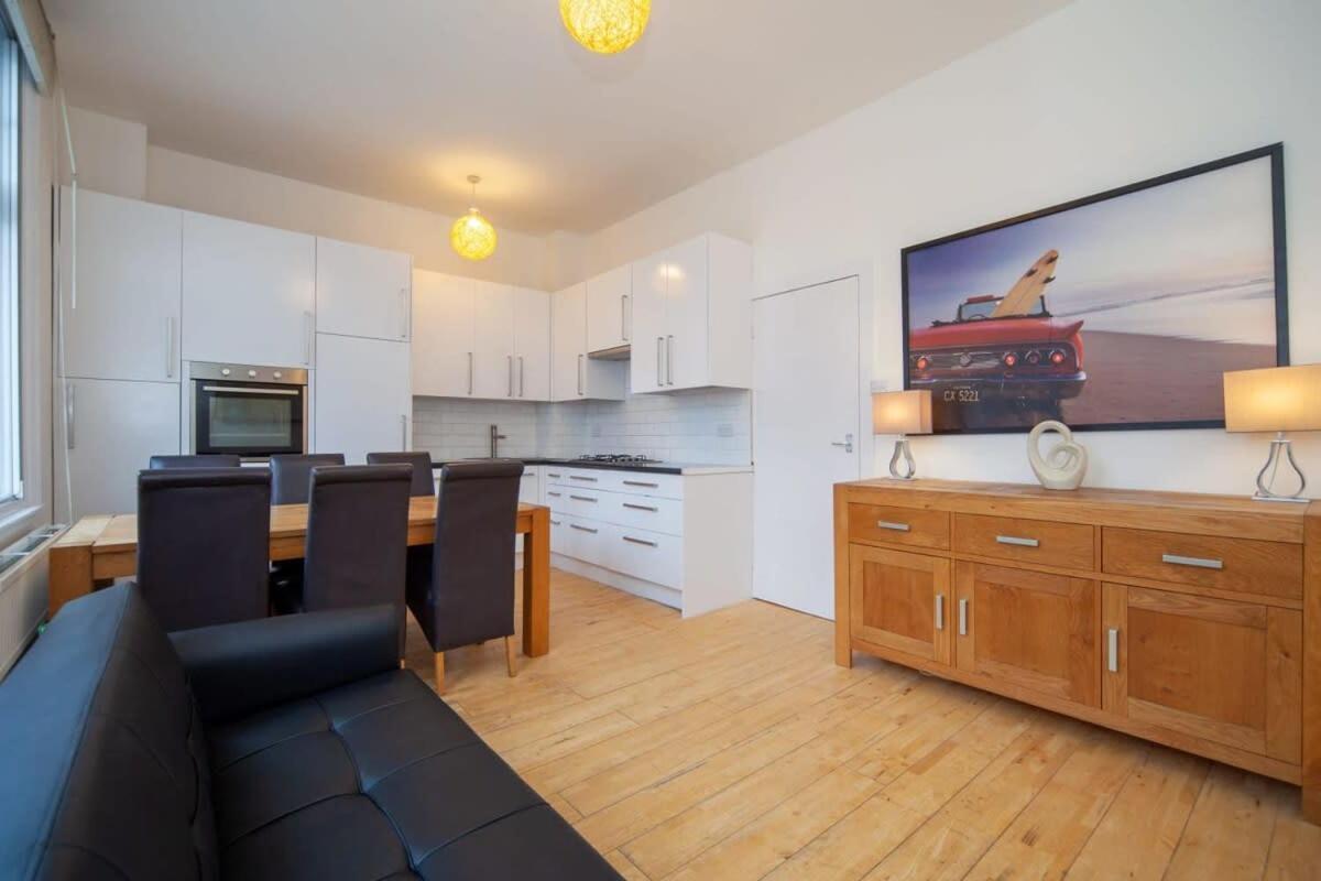 Lovely 2 Bedroom Apartment In Tooting London Eksteriør billede