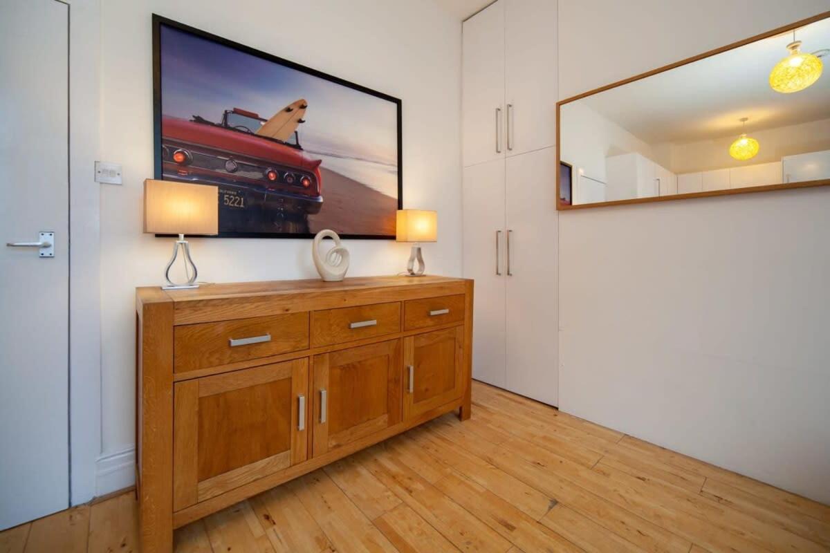 Lovely 2 Bedroom Apartment In Tooting London Eksteriør billede